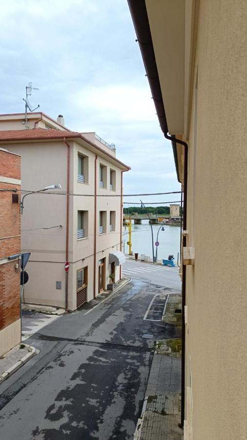 Roma Hotel カスティリオーネ・デッラ・ペスカーイア エクステリア 写真