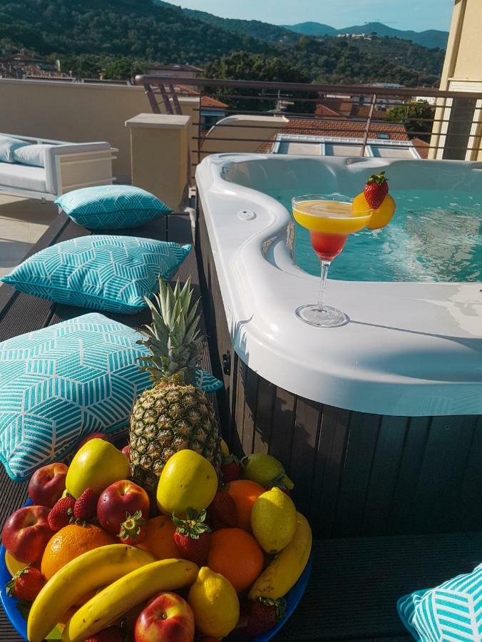 Roma Hotel カスティリオーネ・デッラ・ペスカーイア エクステリア 写真